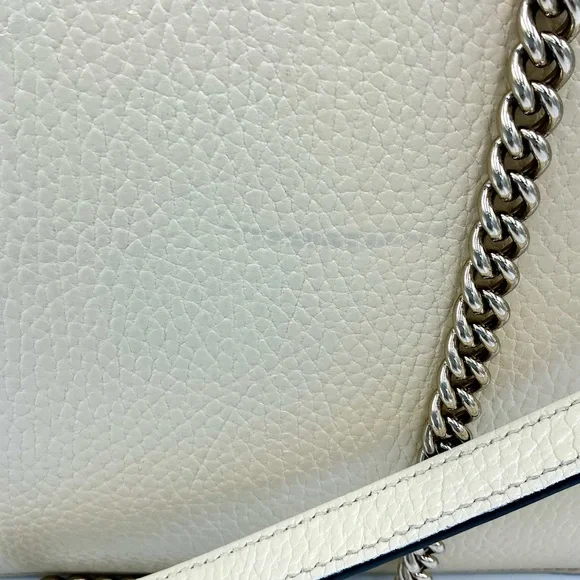 Gucci Cream Leather Shoulder Bag with Gold Hardware - Picture 3 of 10